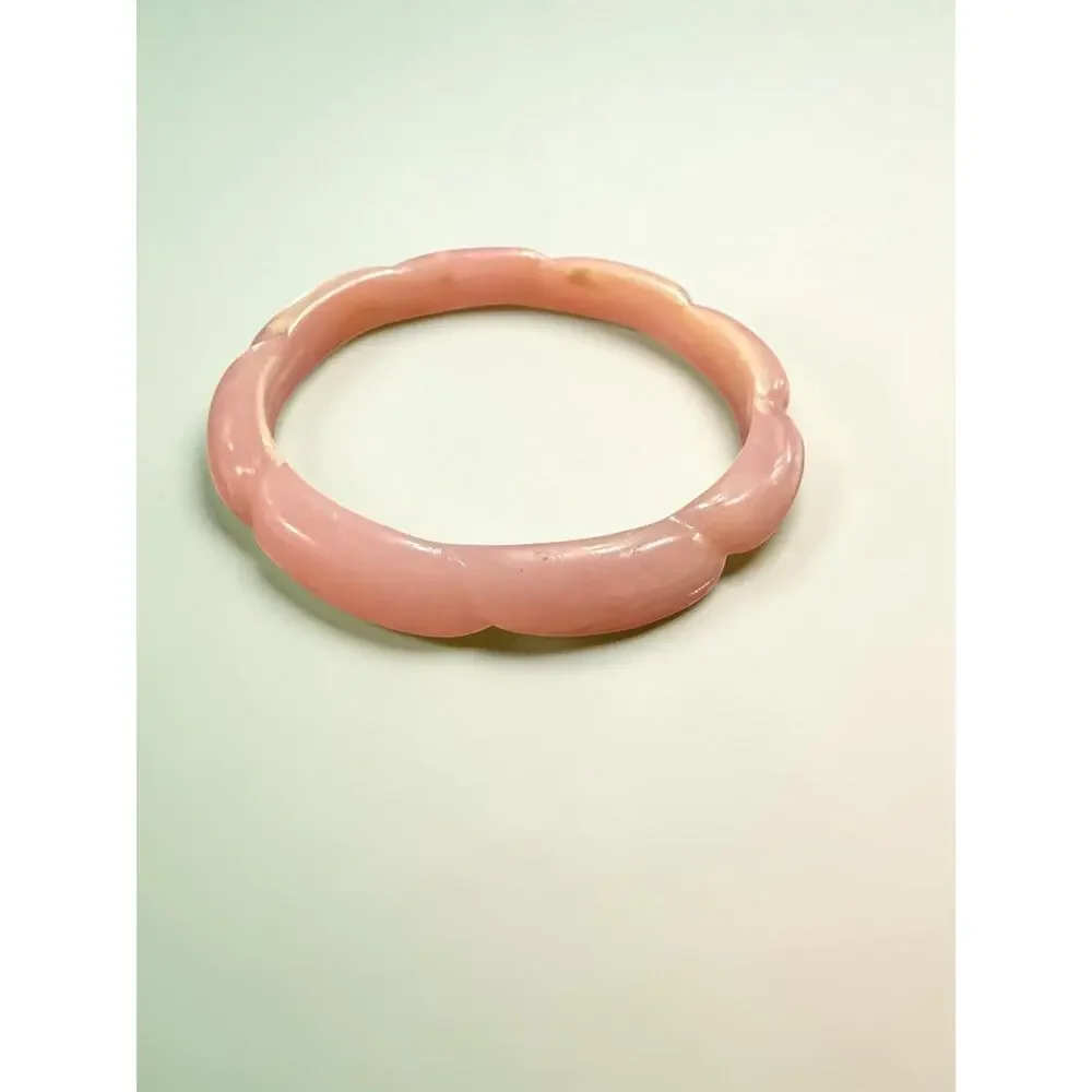 Vintage Made in Italy Pink Marbled Lucite Scalloped Bangle Bracelet Mod 10